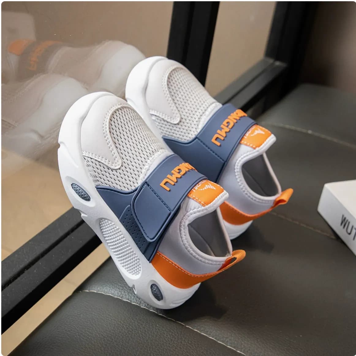 Adidas Shark 3